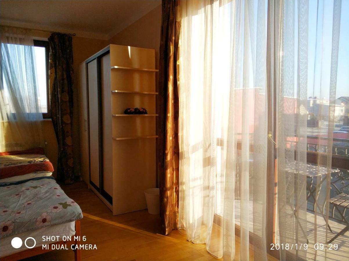 Np Sunshine Hostel Rybie Esterno foto